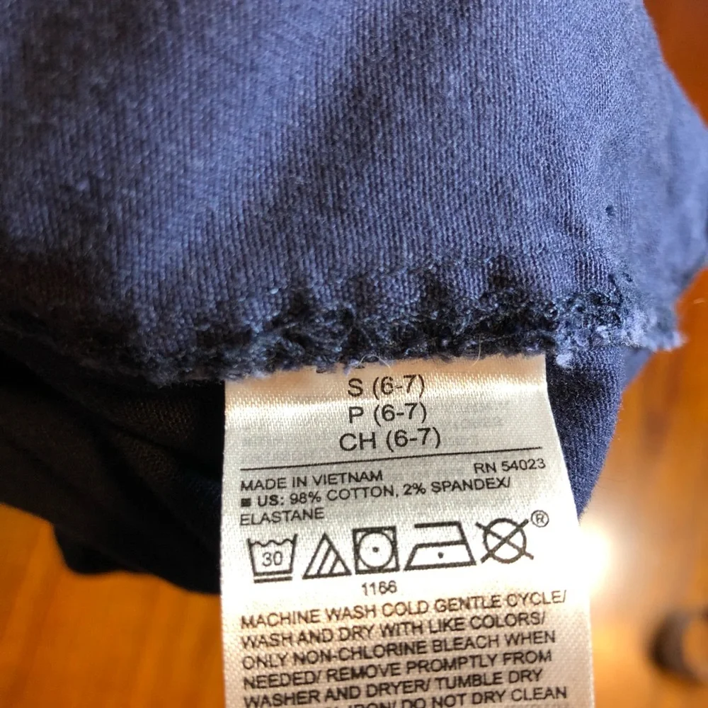 Old Navy rolled blue shorts